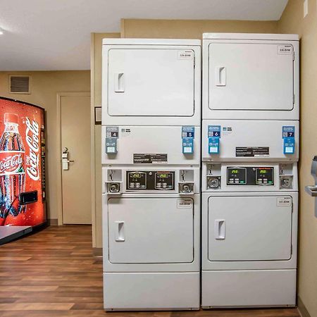 Suburban Studios Montgomery East I-85 Extérieur photo