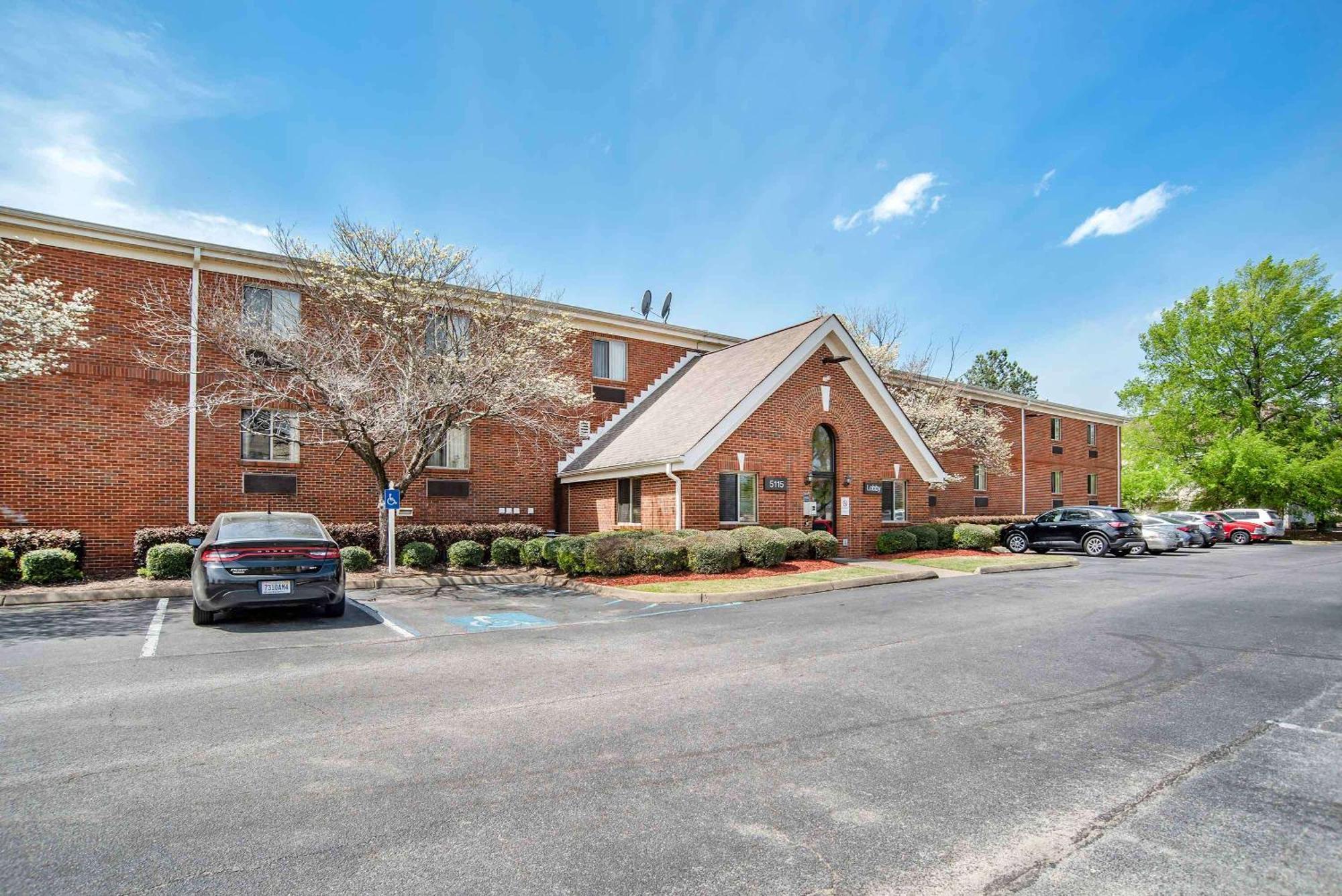 Suburban Studios Montgomery East I-85 Extérieur photo