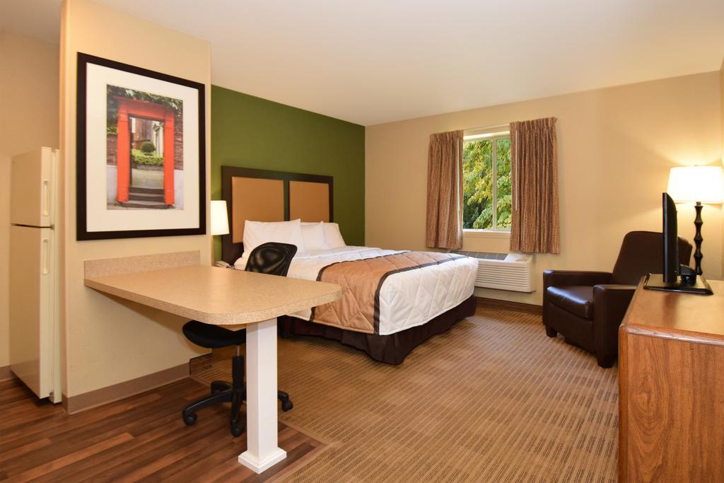 Suburban Studios Montgomery East I-85 Extérieur photo